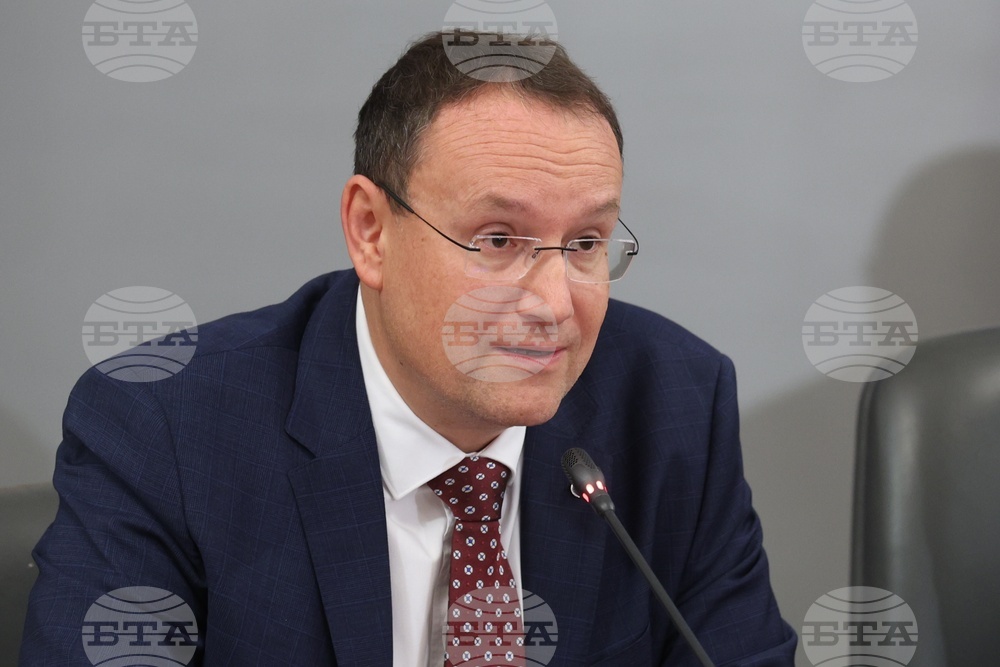 Министерски съвет - влакове - договор - подписване
