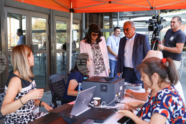  Здравно досие с мобилен телефон - сдвояване - Галя Кондева