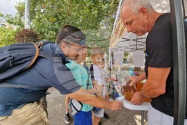 Хасково - изложение - мед - пчелари