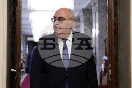 Президент - Армен Едигарян - орден „Мадарски конник“