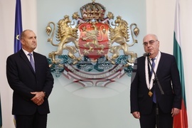 Румен Радев - Армен Едигарян- орден „Мадарски конник“