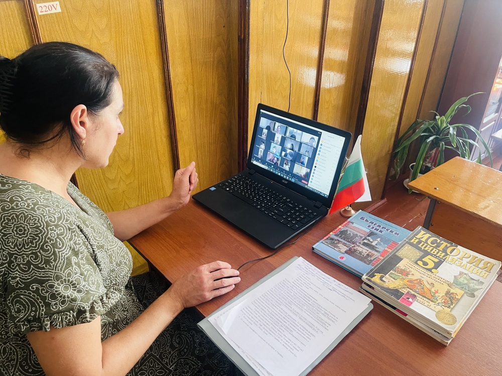 Преподавателката Наталия Богдева разказа за одобрението на учебник по български език в Украйна