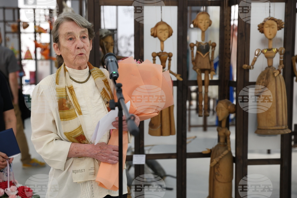 Галерия "Райко Алексиев" - Майа Петрова и ученици - изложба