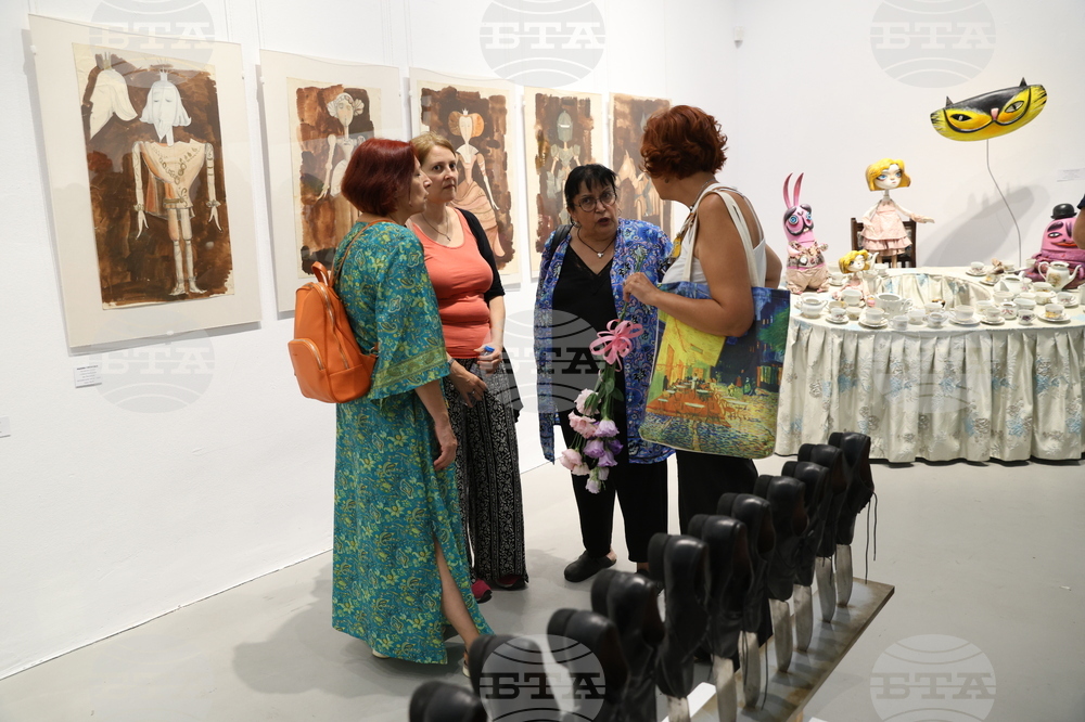 Галерия "Райко Алексиев" - Майа Петрова и ученици - изложба