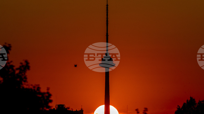 Литовски журналисти протестират срещу замразяване на бюджета и реформи, застрашаващи независимостта на обществената медия