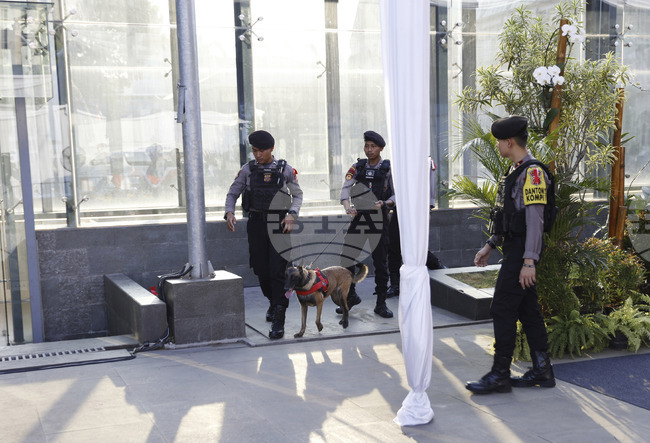 Най-малко 54 ранени при експлозия с неизвестен произход близо до училище в Джакарта, съобщи индонезийската полиция