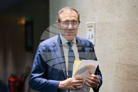 Парламент - заседание - Гуцанов