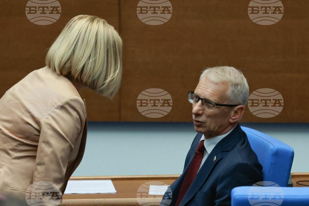 Парламент - заседание - Николай Денков