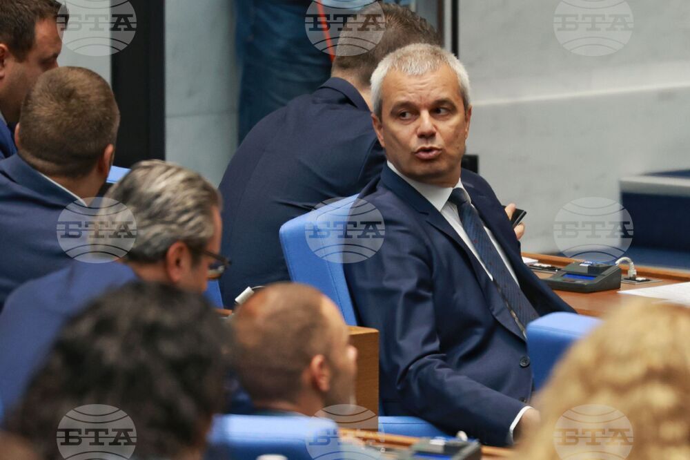 Парламент - заседание - Костадин Костадинов