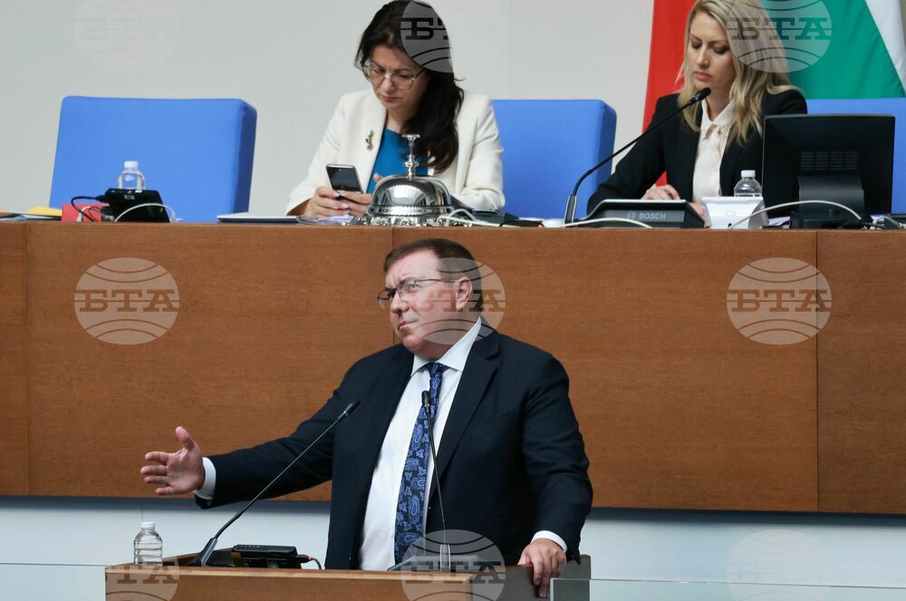Parliament Bans Sale of Vapes to Minors