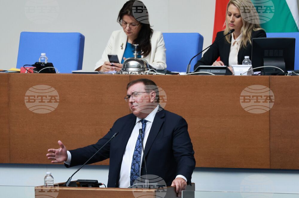 Парламент - заседание - Костадин Ангелов