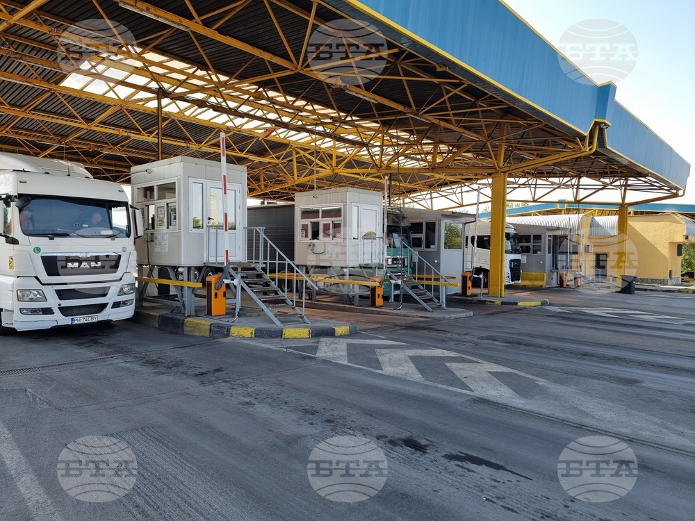  Преминаването през ГКПП „Станке Лисичково“ е през ограничен брой трасета заради цялостна реконструкция 