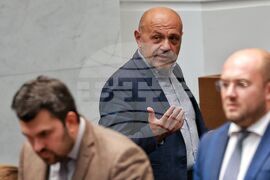 Парламент - заседание - Томислав Дончев