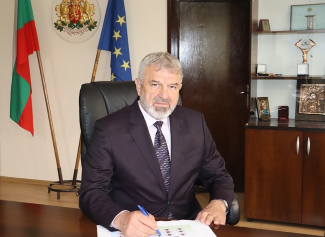 Драгомир Драганов: Всенародните действия от 6 септември 1885 година ни показват как трябва да постъпваме, за да излезем от спиралата на политическа немощ