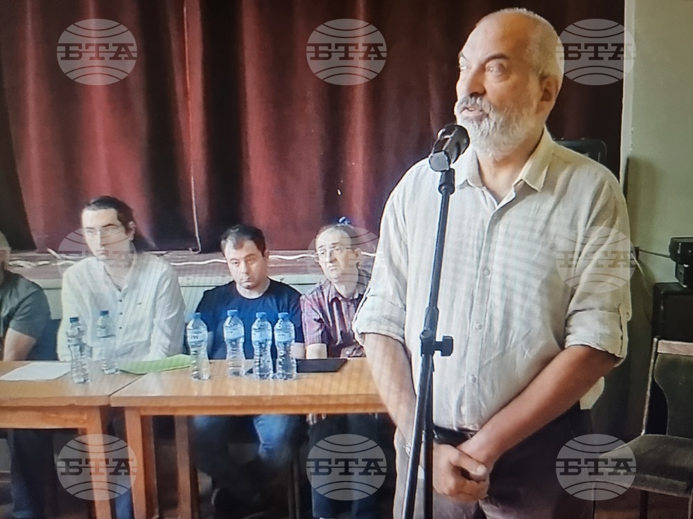 Пет произведения на Захарий Стоянов поставят темелите на националната ни памет, заяви в Медвен проф. Пламен Митев