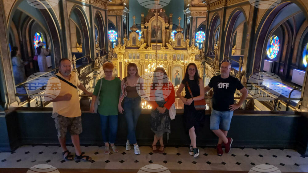Bulgarian Holy Sites in Istanbul Inspire Bulgarian, Turkish Artists