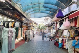 Турция - Измир - исторически пазар Кемералтъ