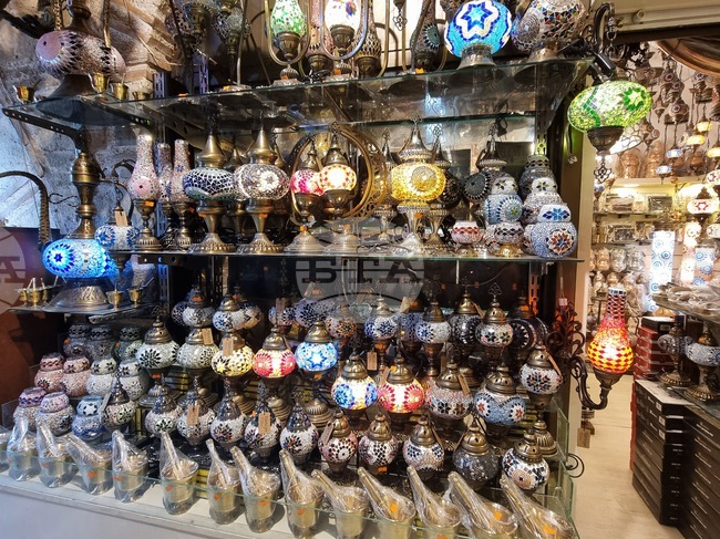 Турция - Измир - исторически пазар Кемералтъ