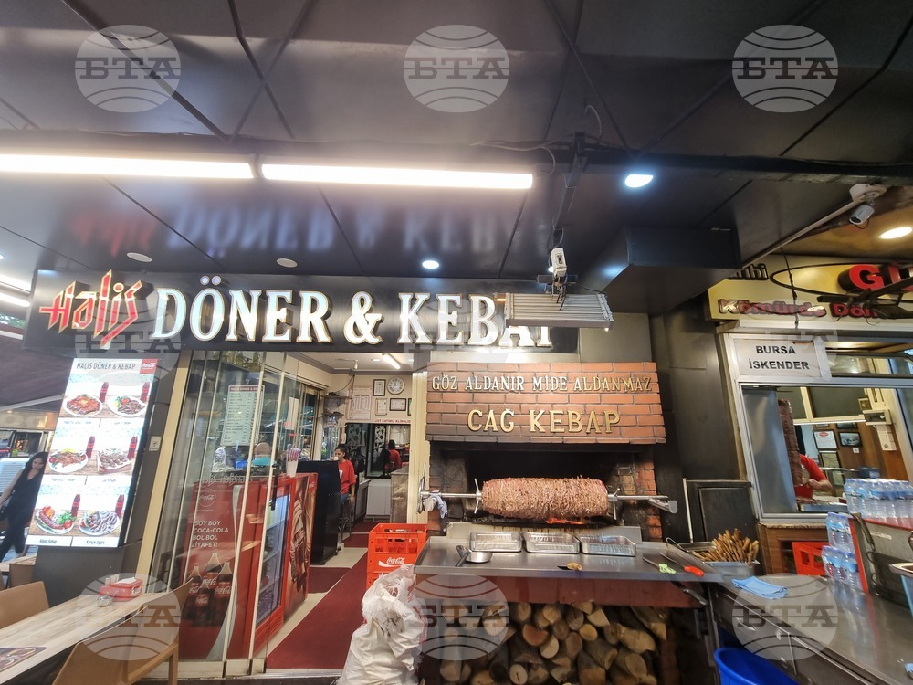 Турция - Измир - исторически пазар Кемералтъ