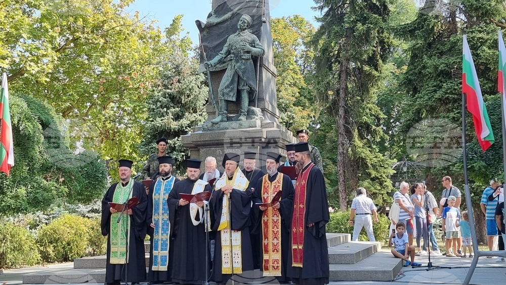 Русе - Ден на Съединението на България - честване
