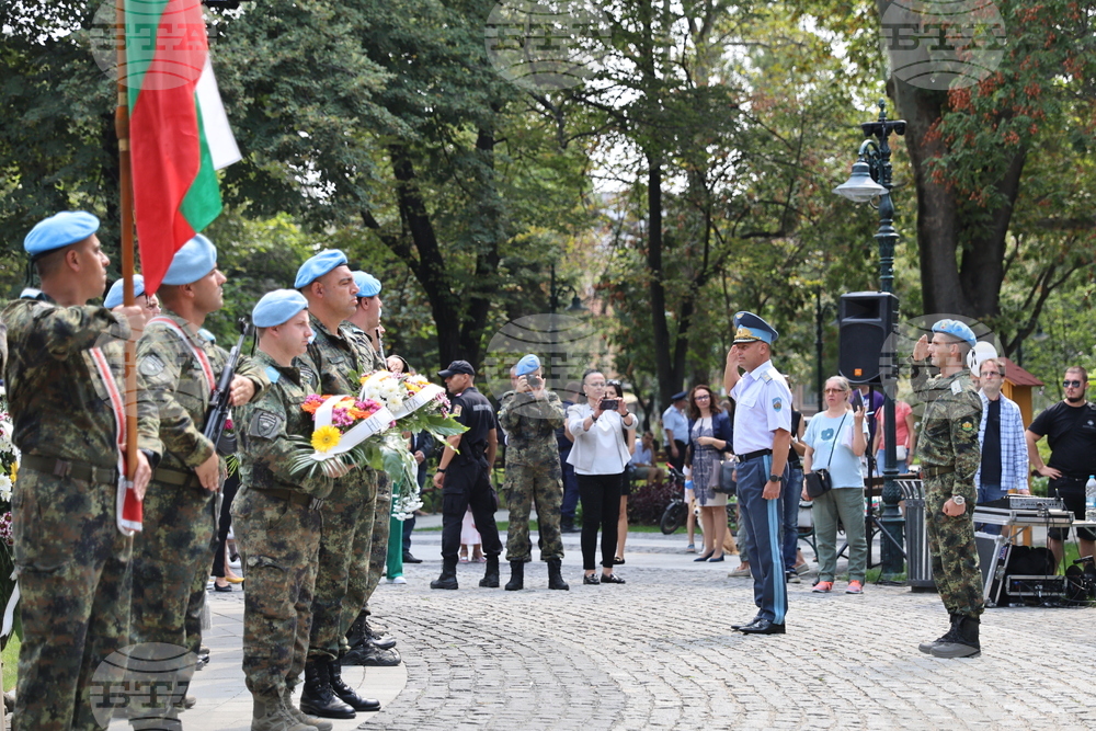 Пловдив - Съединението на България - честване - паметник на Захари Стоянов