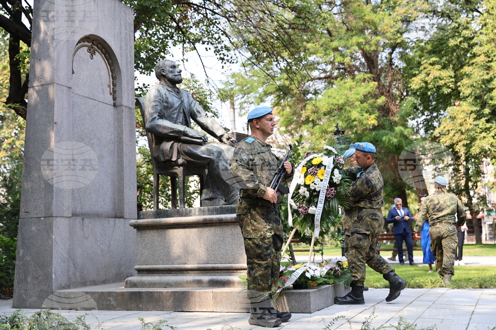 Пловдив - Съединението на България - честване - паметник на Захари Стоянов