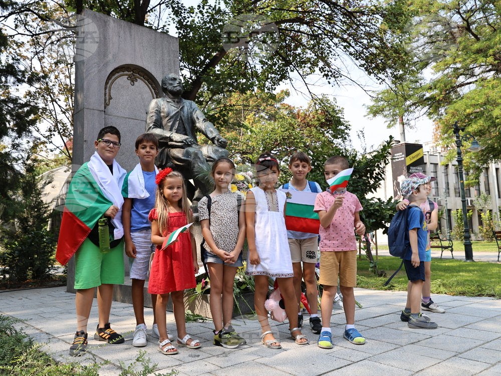 Пловдив - Съединението на България - честване - паметник на Захари Стоянов