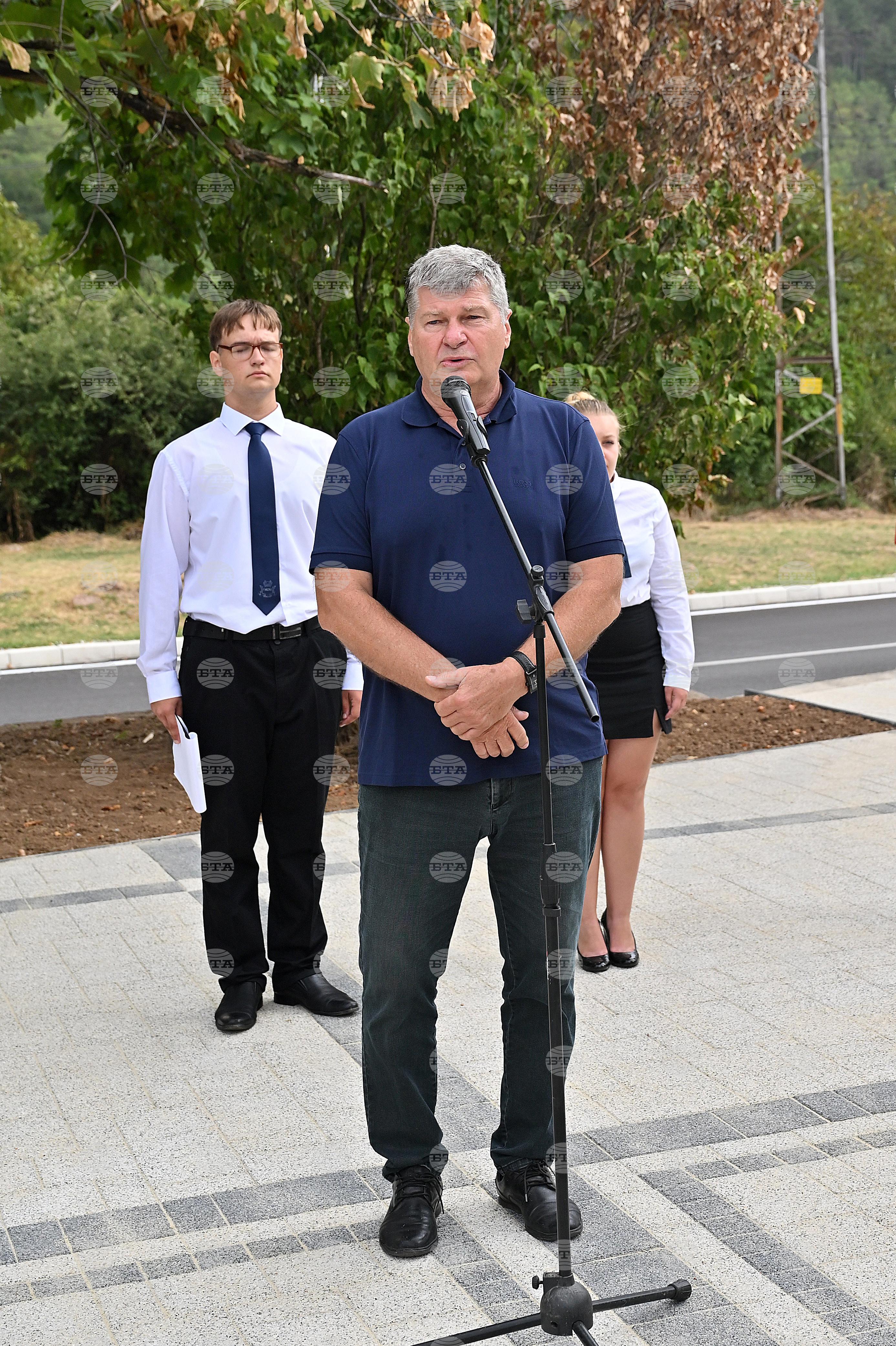 Чипровци - паметник на Васил Левски