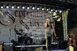 Добрич - "September Sun" - рок музика