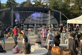 Добрич - "September Sun" - рок музика