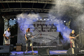 Добрич - "September Sun" - рок музика