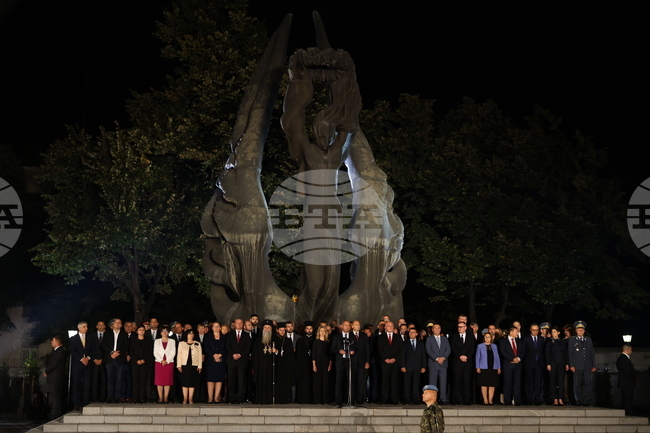 Пловдив - Съединение на България - годишнина - тържествена заря-проверка