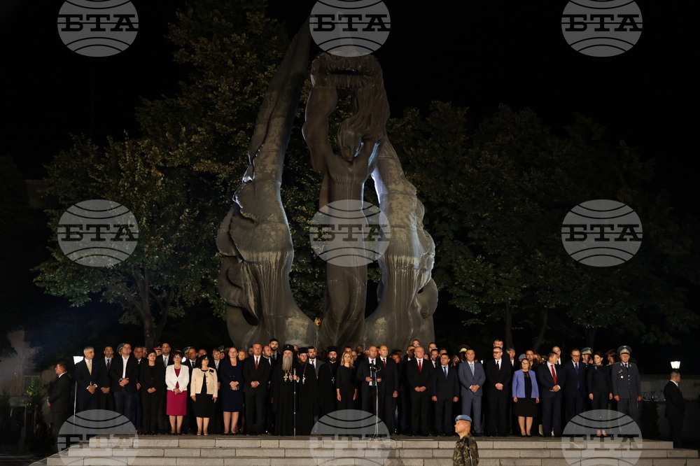 Пловдив - Съединение на България - годишнина - тържествена заря-проверка