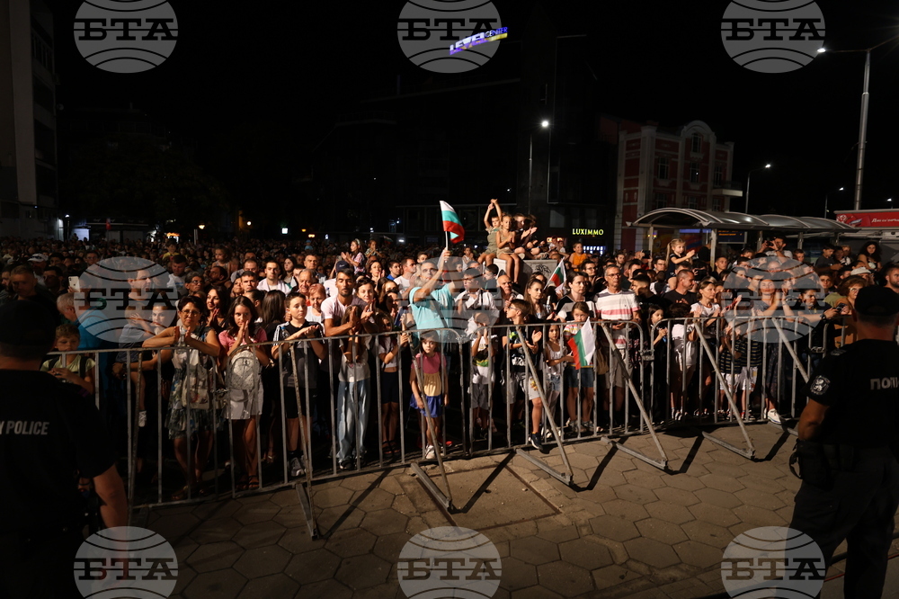 Пловдив - Съединение на България - годишнина - тържествена заря-проверка