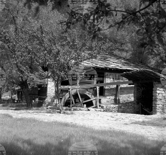 Габрово - архитектурно-етнографски комплекс "Етъра"