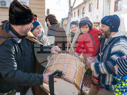 Снимка: Община Елин Пелин - Коледарска дружина от 25 декември 2021 г. Фотограф: Николай Миндов