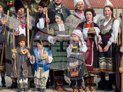 Снимка: Община Елин Пелин - Коледарска дружина от 25 декември 2021 г. Фотограф: Николай Миндов