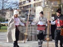 Снимка: Община Елин Пелин - Коледарска дружина от 25 декември 2021 г. Фотограф: Николай Миндов