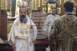 Катедрален храм "Св. великомъченица Неделя" - архиерейска заупокойна света литургия - патриарх Неофит