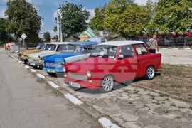 Лозница - рали - трабанти