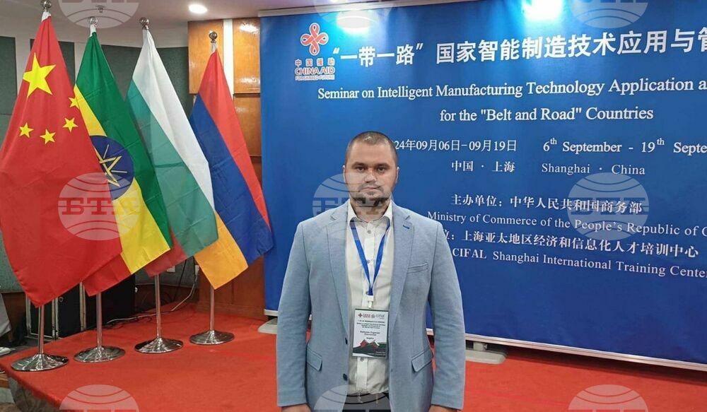Общинският съветник от „Възраждане“ Радослав Червенков от Китай