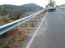 Снимка: Пресцентър АПИ - Подменени са повредени ограничителни системи по път I-5 Кърджали - ГКПП „Маказа“