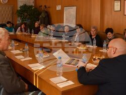 Кметът Денчо Бояджиев и заместник-кметът Добрин Добрев се срещнаха с председателите на пенсионерски клубове в Община Разград 