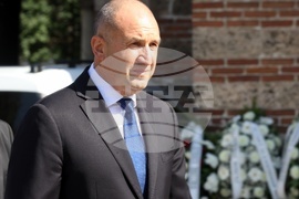 Иван Гарелов - поклонение