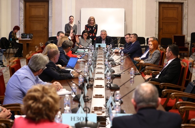 Парламент - Комисия по здравеопазването - заседание