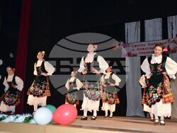 Община Видин: Гимназията с преподаване на чужди езици представи коледен спектакъл