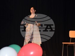 Община Видин: Гимназията с преподаване на чужди езици представи коледен спектакъл