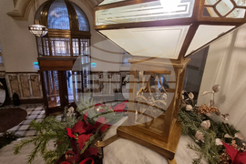 Румъния - Букурещ - бивша банка превърната в хотел