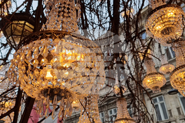 Румъния - Букурещ - бивша банка превърната в хотел