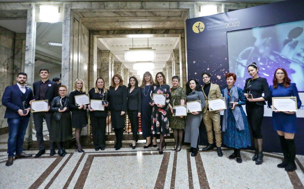 Вицепрезидентът: Благотворителността няма нужда от прожектори, тя обича мълчанието